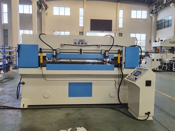 XYJ－3/400 汽車吸音棉自動送料熱切裁斷機(jī)