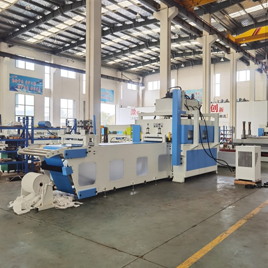 XYJ－3/300 汽車密封條輸送帶夾式送料自動裁斷機(jī)