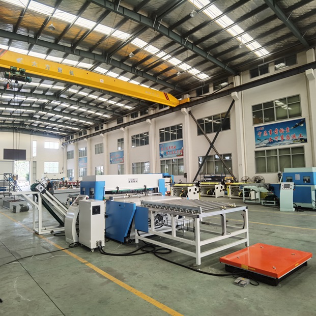 XYJ－3  自動(dòng)裁切生產(chǎn)線